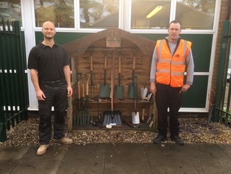 Gavin from Horti-hub and Northampton Hope Centre in front of their new tools